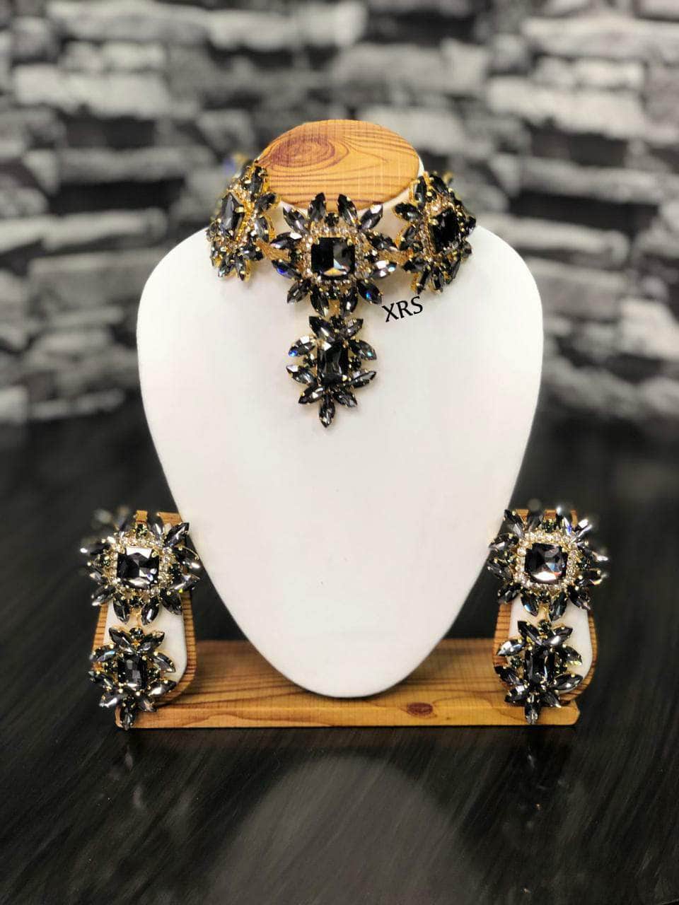 Graceful Black Alloy Women Diamond Jewellery Set